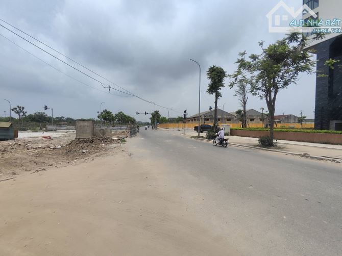 Bán nhanh lô đất mặt phố tân thụy 235 m MT 10 m xây biệt thụ, kinh doanh 50 tỷ - 2
