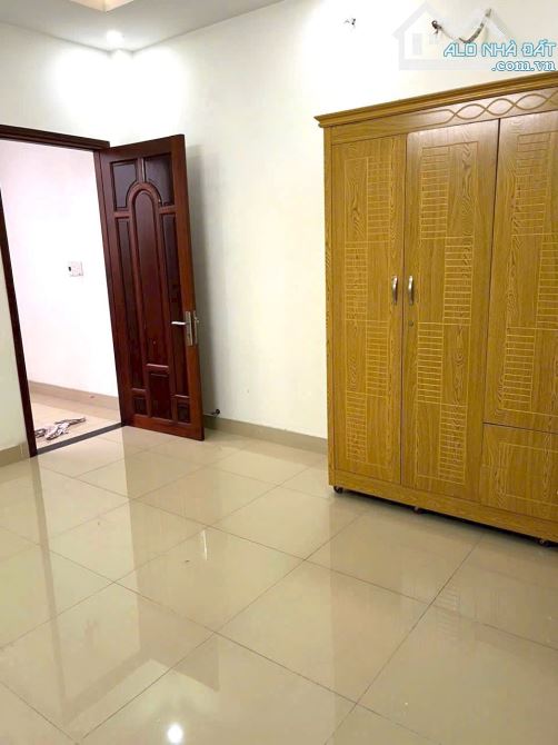 📢 KHU PHÂN LÔ - NHÀ MỚI 3 TẦNG VÀO Ở NGAY - HẺM XE TẢI 6M TRÁNH - DÂN  TRÍ CAO - 2