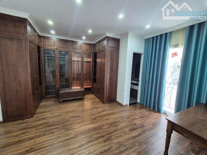 Bán nhà Võng Thị 47m2x6T, mt5.6 9 tỷ Tây Hồ - 2