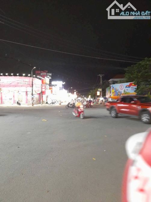 Cho thuê nhà mặt tiền kinh doanh  Nhà : 1 trệt 3 lầu , KDC phú gia 2. Phường Trảng Dài . - 2