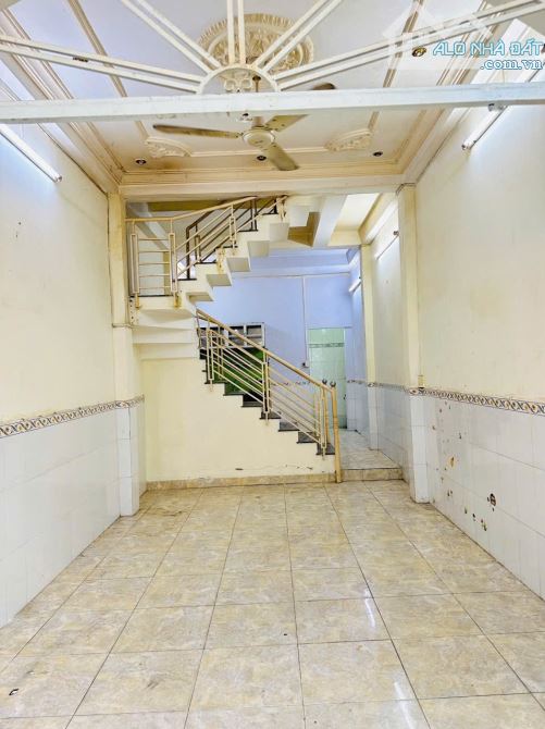 42m2, BÁN NHÀ 2 TẦNG, HẺM XE HƠI, LÊ VĂN THỌ, P8 GÒ VẤP, NHỈNH 4 TỶ - 2