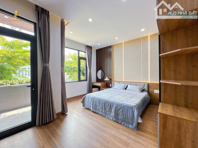 Nhà CHÍNH CHỦ THANHXUÂN - 6 tầng -53m2,  11 tỷ- MẶT TIỀN RỘNG - 20m ra HỒ - VF3 VÀO NHÀ - 2
