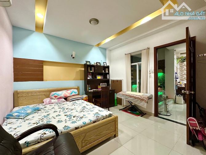 Bán nhà ngang lớn nở hậu 6m, Âu Cơ, Quận Tân Phú, giáp Tân Bình, 77m2, 2 tầng, giá 7,45 tỷ - 2