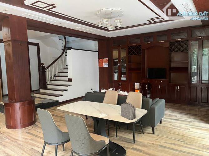 Bán gấp biệt thự lô góc 3 mặt thoáng tại Hoàng Hoa Thám, Ba Đình. 112m, MT 23m, 8 tầng. - 2
