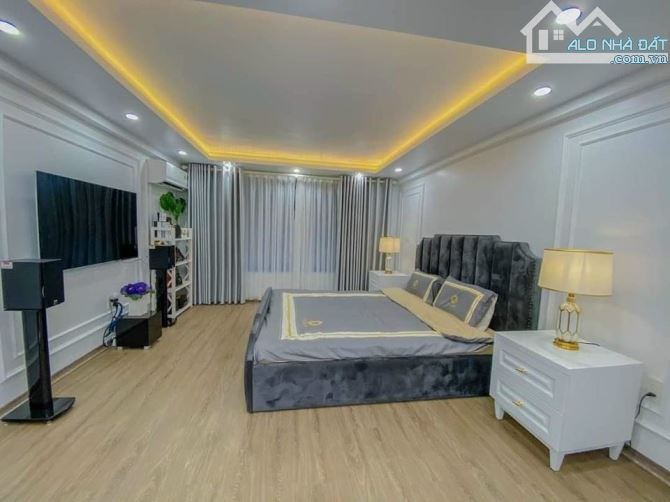 Gia đình không ở cần cho thuê gấp nhà tại phố Thụy Khuê DT 55m2x4T giá 15 tr có thang máy - 2