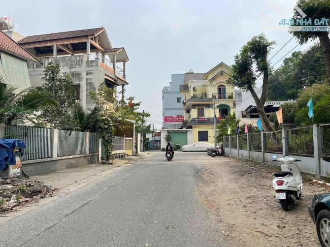 Kẹt Tiền Bán Gấp lô đất Thổ Cư 1500m2,đường nhựa oto kết nối thẳng vào Sân Bay,6ty400 TL - 2