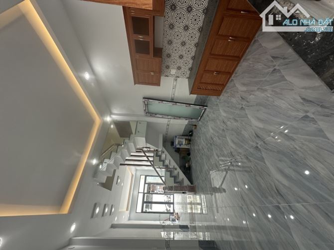Bán nhà hẻm xe tải Quốc Lộ 1A, Bình Tân, 70.2m2 (4 x 18) x 4 tầng, chỉ hơn 5 tỷ TL. - 2