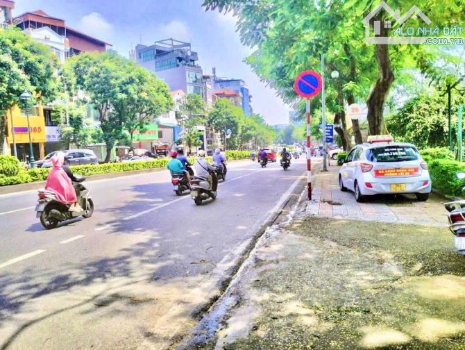 SIÊU PHẨM MẶT PHỐ NGUYỄN VĂN CỪ | 960m², MT 44m, GIÁ 89,9 TỶ | 2 MẶT Ô TÔ TRÁNH - 2
