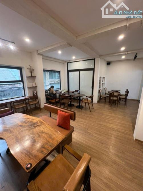 Bán nhà ngõ Huế quận Hai Bà Trưng 90m2 3 tầng quán Cafe MT 8m giá 65 tỷ - 2
