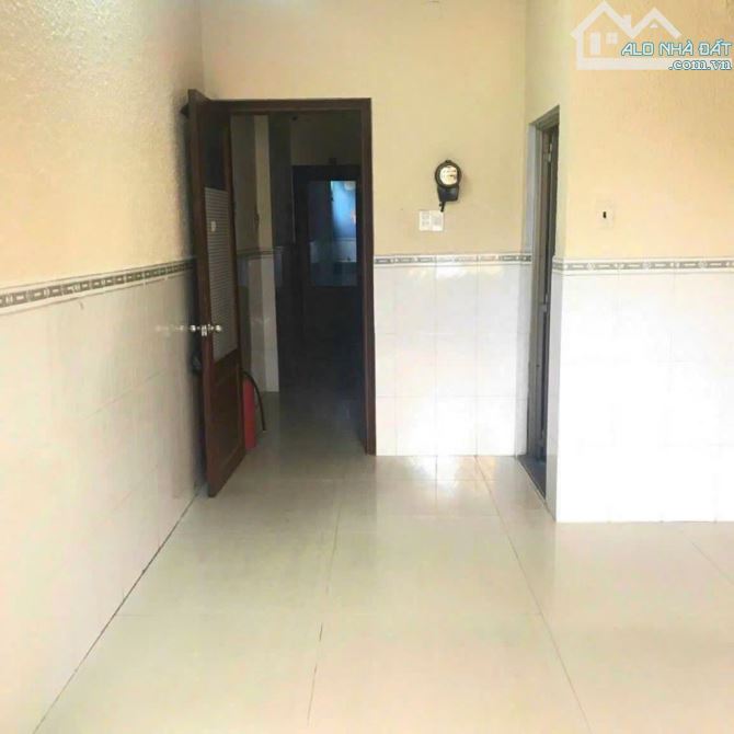 SÁT KHU TÊN LỬA - HXH, CĂN HỘ DỊCH VỤ 4 TẦNG - 10 PHÒNG - TN 20 TRIỆU/TH, CHỈ 6 TỶ 45 - 2