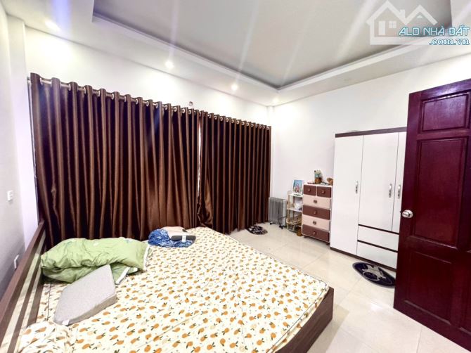 Bán nhà Hoa Hậu Yên Nghĩa Hà Đông mặt tiền lý tưởng 4.5m ngõ ô tô tránh 52m2 tiềm năng - 2