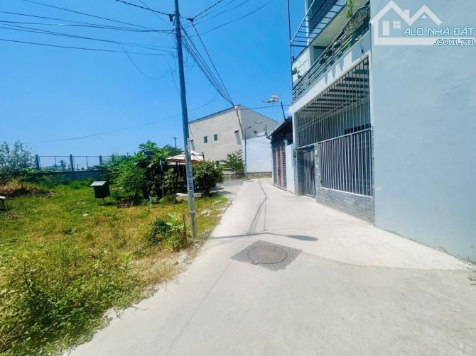 Đất xã Vĩnh Thái - Cách trường học và đường Vĩnh Thái 300m --Diện tích :133,4m2 n - 2