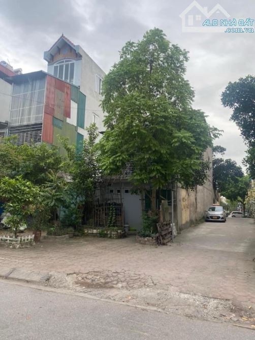 BÁN NHÀ MẶT PHỐ NGÔ GIA TỰ 2 MẶT TIỀN KINH DOANH SẤM UẤT  DT 120M VỈA HÈ 8M CHỈ 26 TỶ - 2