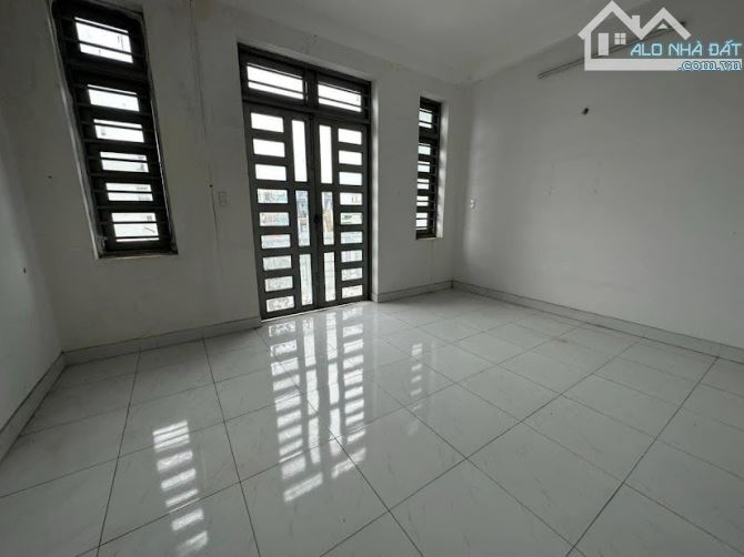 🚨 GẤP GẤP BÁN TRONG TUẦN ĐƯỜNG TRẦN QUANG DIỆU - DT 4.5X16.5M - 1 TRỆT, 2 LẦU - 2