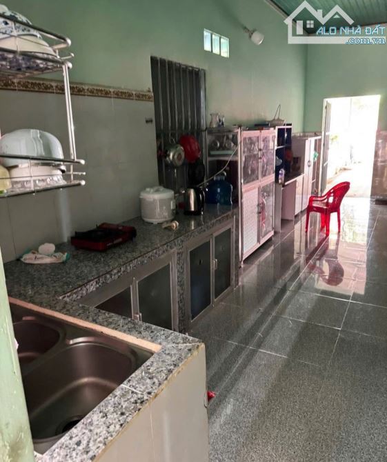 cần bán lại căn nhà 213m2 ở Phước Hiệp - Củ Chi giá 580 triệu. - 2