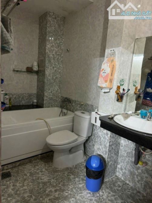 Bán nhà HXH 7m thông đường Nguyễn Vản Lượng , dt lớn 78 m2 , giá nhỉnh 7 tỷ , gần UBND - 2