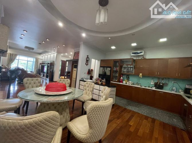 BÁN BIỆT THỰ SIÊU VIP – SÁT HỒ VĂN QUÁN – 240M² – 63 TỶ - 2