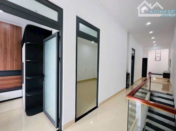 Nhà đẹp xây mới đường A3 Phạm Ngũ Lão - 2