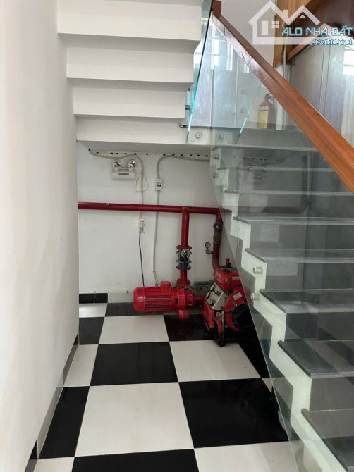 Bán khách sạn Cách biển 400m Mân thái sơn trà đà nẵng siêu đẹp - 2