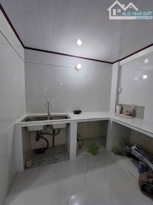 Hẻm 1/ xe tải tránh - Ông Ích Khiêm P5 Q11 - 4,5 tỷ ( thương lượng ) - 2