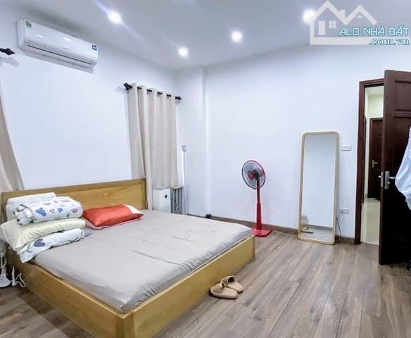 BÁN NHÀ SIÊU VIP NGỌC THỤY DT54M-5T-MT3.9M-GIÁ 11.5T - 2