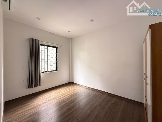 Cho thuê nhà ngõ 168 Kim Giang, 4 tầng x 50m2, 5 ngủ, 16 Triệu/tháng - 2