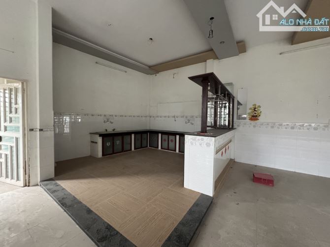 Bán nhà 3 tầng 128.3m2,căn góc 2 mặt tiền.Huỳnh Tấn Phát,Nhà Bè.Giá 7.1 tỷ. - 2