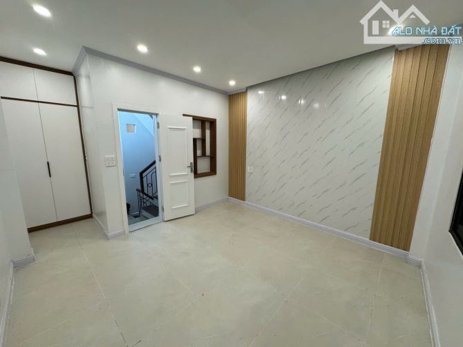 BÁN NHÀ LƯƠNG YÊN – HAI BÀ TRƯNG 44M - 7,8 TỶ– 2 MẶT THOÁNG – Ở SƯỚNG – CÁCH PHỐ CHỈ 50M - 2