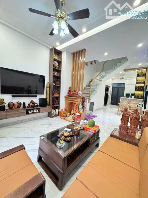 BÁN NHÀ HẺM XE TẢI DƯƠNG QUẢNG HÀM, P4, GÒ VẤP – 60M² – 4 TẦNG  – 9 TỶ - 2