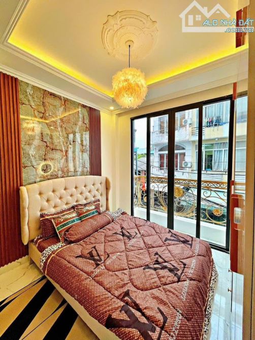 Định cư nước ngoài CÔ 3 bán nhà Nguyễn Văn Hưởng,Quận 2.Giá 4tỉ950/78m2(6*13m).Sổ Sẵn. - 2