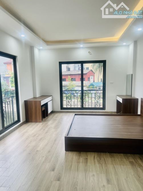 Chỉ 5 tỷ có ngay nhà 30m2 5 tầng mới tinh tại Trương Định - 2
