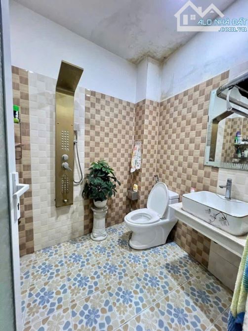 Bán nhà cạnh khu cityland , dt 120 m2 , giá 13 tỷ , HXH 7m  đường Nguyễn Văn Lượng - 2