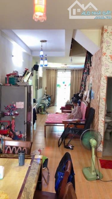 Bạn đang tìm nhà HXH 1/ Nguyễn Thị Thập,P.Tân Phú,Quận 7,DT 75M,Chỉ 8 Tỷ - 2