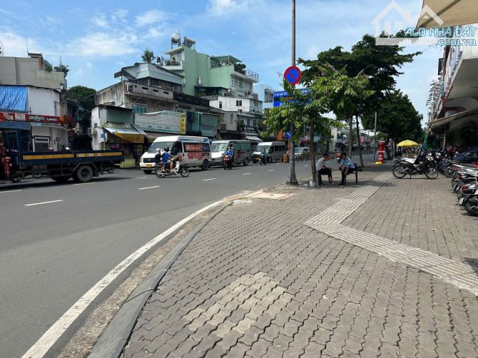 Mặt tiền Kinh Doanh của Phan văn Trị, vị trí năm nagy ngã tư PVT và Nguyễn Oanh Giá 21.4ty - 2