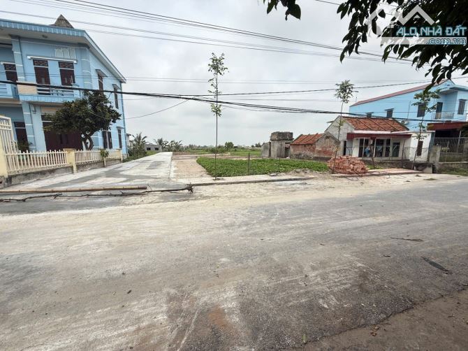 BÁN GẤP LÔ ĐẤT QUẤT LÂM - RẺ NHẤT THỊ TRƯỜNG CHỈ HƠN 1 TỶ - 2