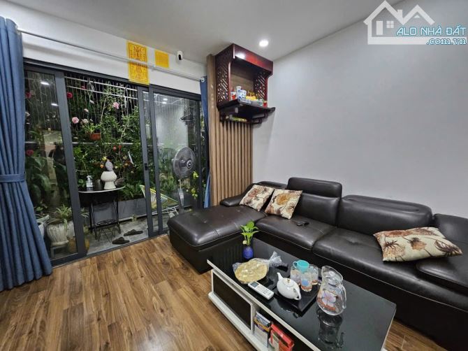 Cho thuê CC Samsora 105 Chu Văn An Hà Đông  70m2 Full đồ Giá 11,5tr - 2