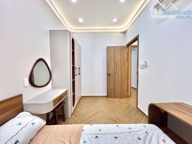 Vị trí độc tôn – Gia đình trí thức cao – Đặng Văn Ngữ – 68m² – 1 trệt 2 lầu sân thượng - 2