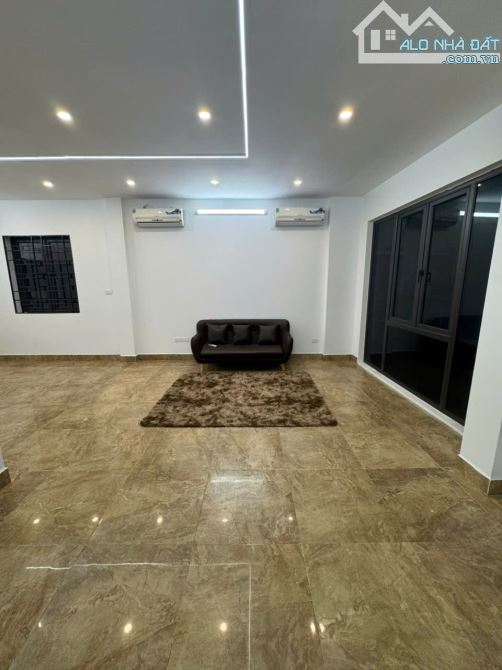 Nhà phố Quan Nhân, lô góc 2 thoáng, gần ô tô DT: 43m, 6 tầng thang máy MT: 5m 12,65 tỷ - 2