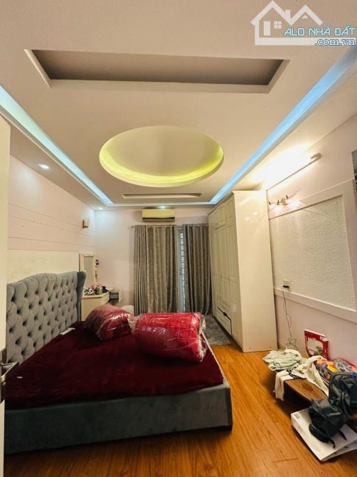 BÁN NHÀ 5 TẦNG MẶT NGÕ THÔNG, CẠNH HỒ TÂY, LẠC LONG QUÂN – SỔ VUÔNG, GIÁ CHỈ 9 TỶ - 2