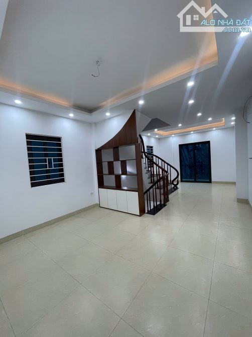 Chỉ 10m là ra đường nhựa chính, 500m ra đường Trịnh Văn Bô, lô góc 2 mặt thoáng sáng - 2
