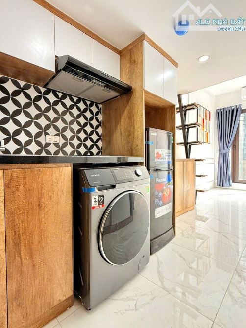 Bán Tòa CCMN phố Khâm Thiên, Đống Đa 60m* 13p kk, TM, dt 90tr, 10m ra ô tô có GPXD và pccc - 2