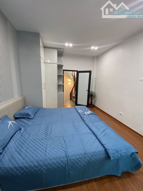 Cần bán nhà giáp Ngoại Giao Đoàn, Xuân La Tây Hồ DT 30m2, 5 tầng, đủ nội thất. Giá 6,8 tỷ - 2