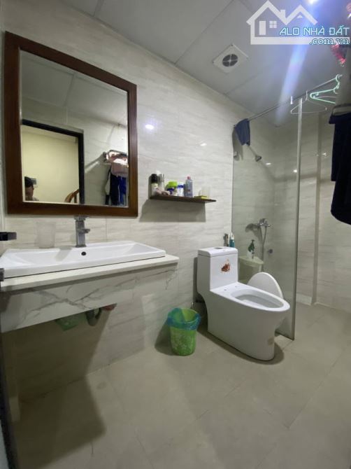 Tôi cần bán nhà phố Hồ Tùng Mậu 34m2 5 tầng 3,9 m mặt tiền - 2