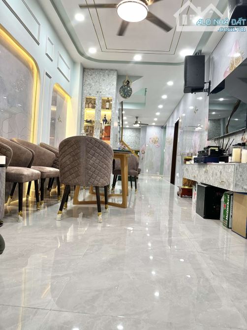 🚘 SIÊU PHẨM NHÀ ĐẸP – KHU D2 NGUYỄN GIA TRÍ – 67M2 – SỔ NỞ HẬU – HXH - GIÁ CHỈ 9.9 TỶ 🚘 - 2