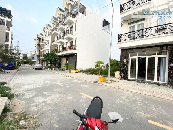Bán nhà Hẻm 6M Tân Thới Hiệp 29, 50m2, xây 4 tầng BTCT, chỉ 5tỷ8 - 2