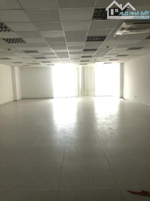 Tòa nhà văn phòng mặt tiền Nguyễn Văn Trỗi 2000m2, 10x27m, H-10 lầu, 350 triệu - 2