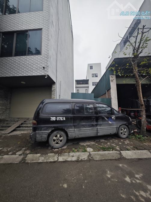 MẶT PHỐ ĐỀN LỪ - 139M² - MẶT TIỀN 5M - GIÁ 59.5 TỶ - HAI THOÁNG - KINH DOANH ĐỈNH CAO - KH - 2