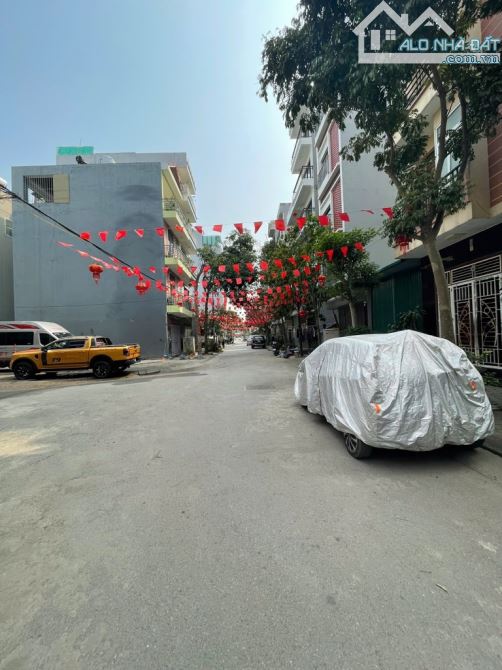 BÁN NHÀ DỊCH VỤ KHU D YÊN NGHĨA HÀ ĐÔNG VỈA HÈ PHÂN LÔ Ô TÔ TRÁNH 50 M 4 TẦNG 12,3 TỶ - 2