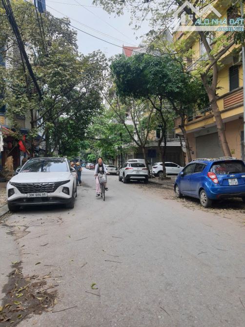 NHÀ ĐẸP NHƯ MƠ – THANG MÁY – OTO VÀO NHÀ – TRUNG TÂM MỖ LAO, HÀ ĐÔNG– CHỈ 10.5 TỶ - 2
