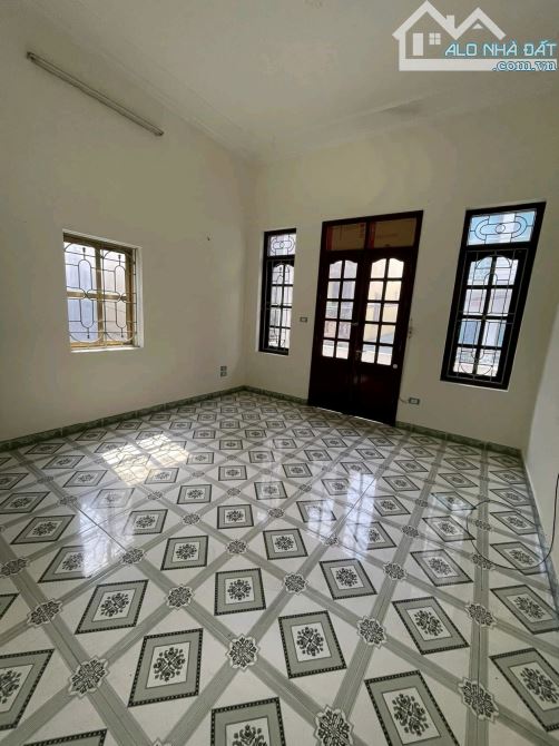 Cho thuê nhà ngõ Tam Trinh 70m2, 3 tầng - 2